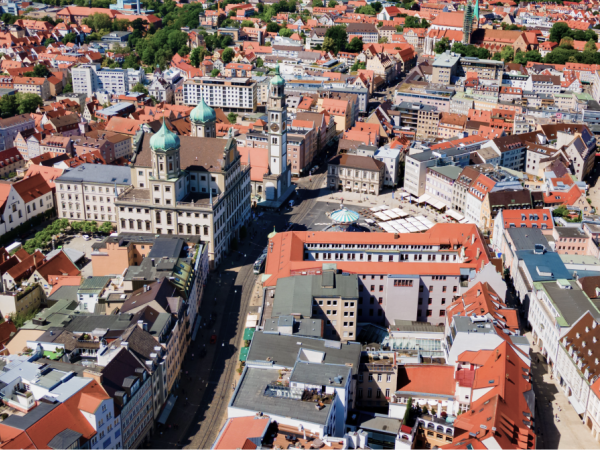 Versicherungsmakler Augsburg 30 Luftaufnahme Augsburger Marktplatz